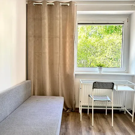 Przy Plazy & Parking Homestay szállás