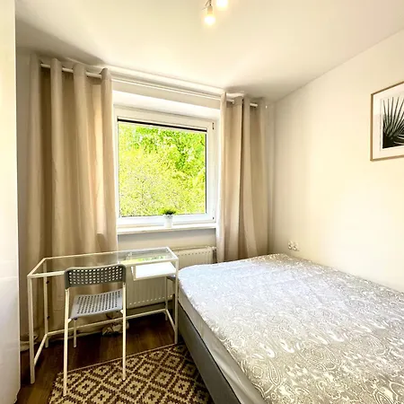 Homestay Przy Plazy & Parking Sopot